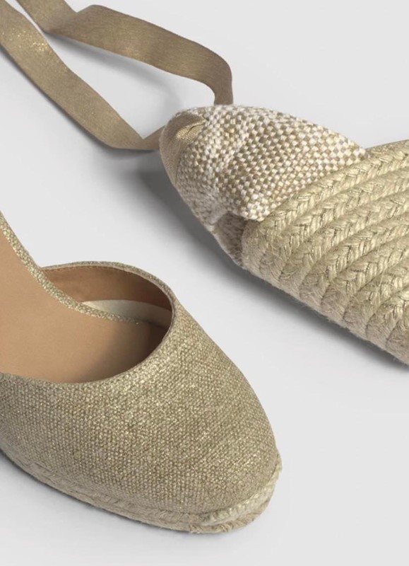 Carina 8 oro