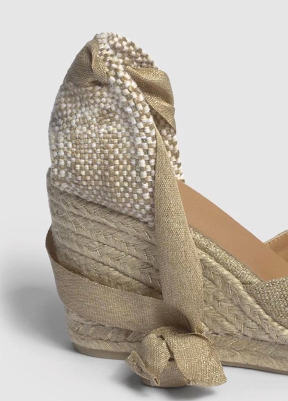 Carina 8 oro