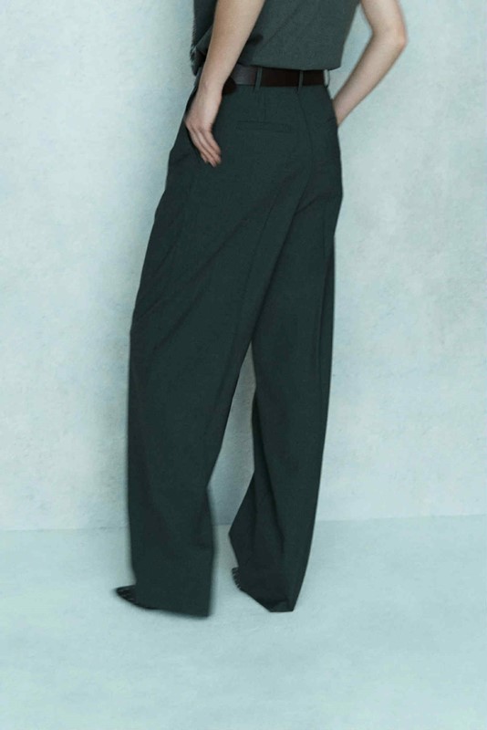 Pantalone cut-out