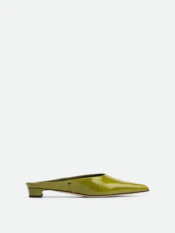 DAA8E71CF151176159614D541862B54D_ Faye mules