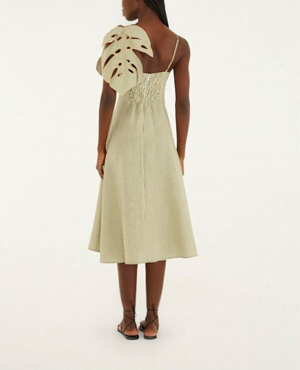 86BF6F2934706285A5252BA44F0B6514_ Abito monstera