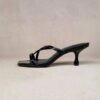 Mule black