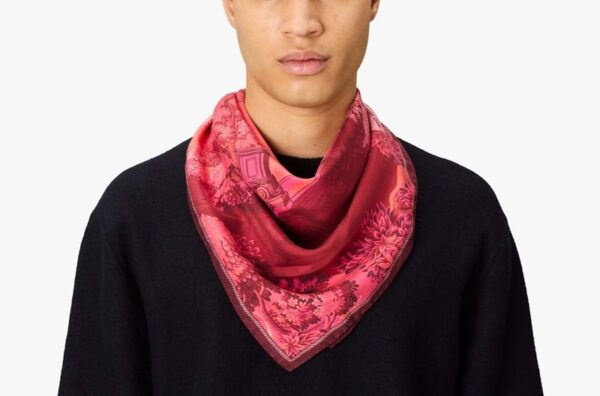 Square 70 come fucsia