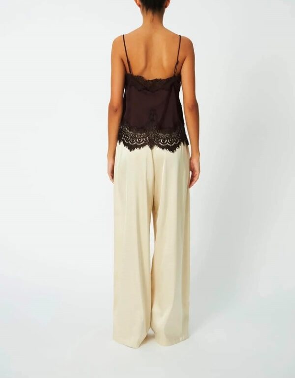 1EE5EB14691253232215E8983CDF5C91_ Top in pizzo