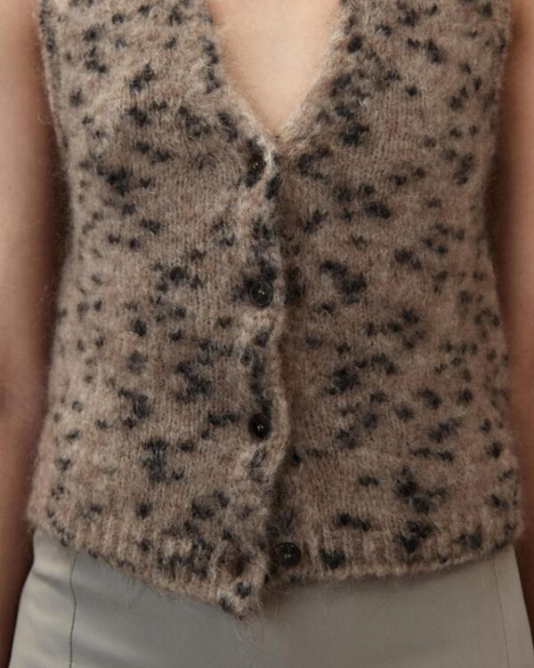 2648D36D868338459F4DD5354C63873B_ Gilet mohair
