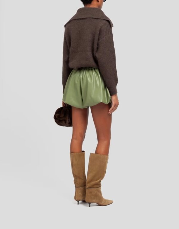Short in ecopelle
