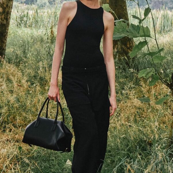 Talia m jet black